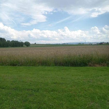Pokoje Na Kanadzie Zator Exteriér fotografie